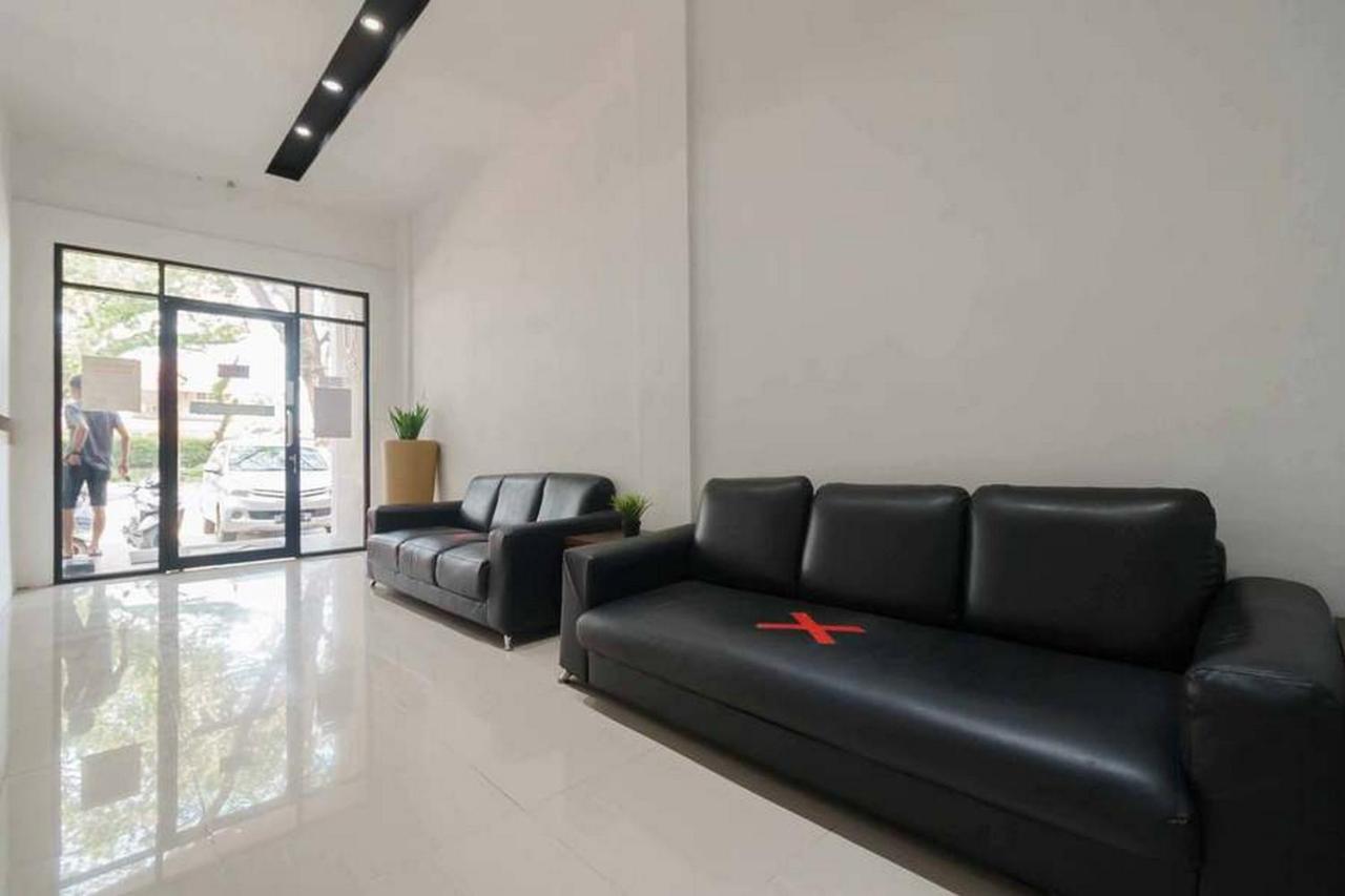 Jotel Guest House RedPartner Pulauberayan Exterior foto