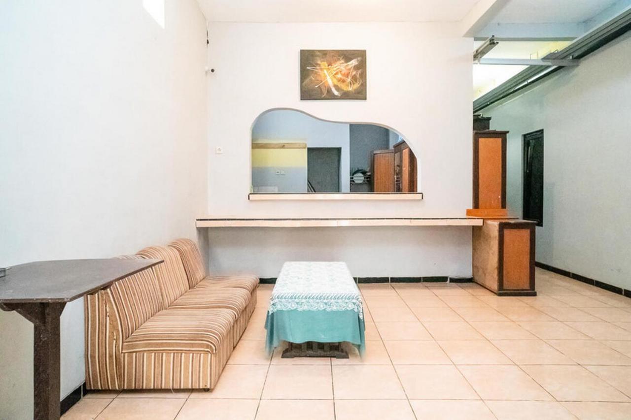 Jotel Guest House RedPartner Pulauberayan Exterior foto